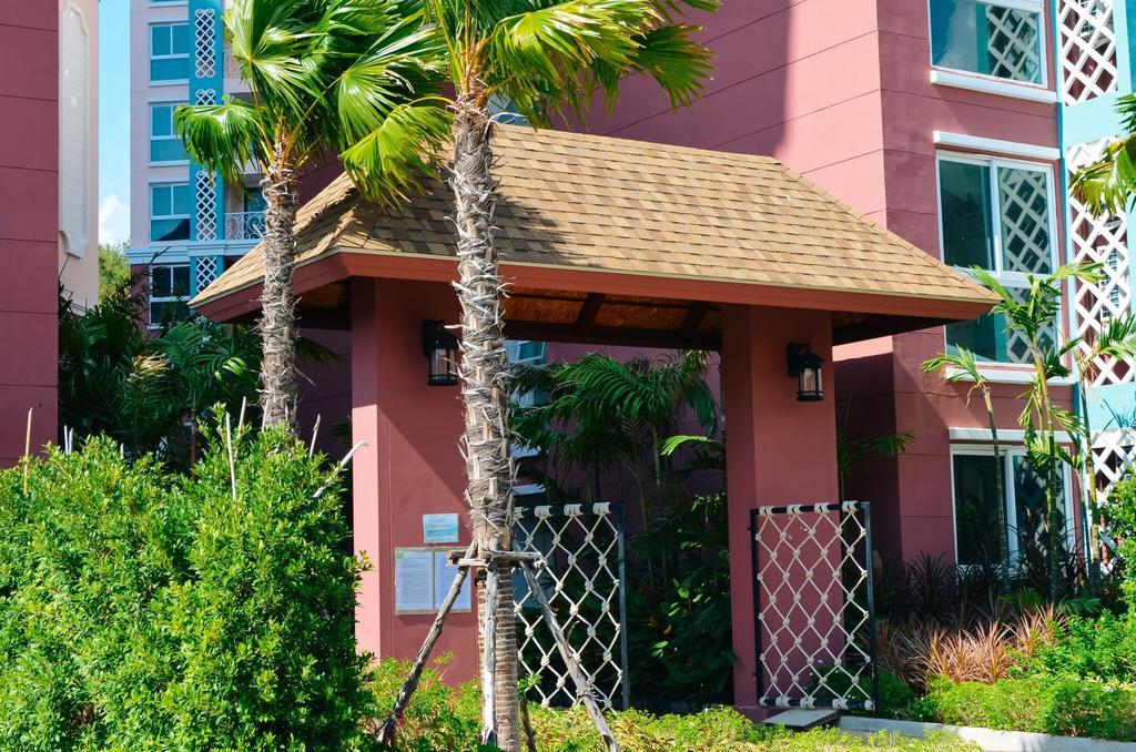 Grand Caribbean Resort Jomtian Pattaya Exterior foto
