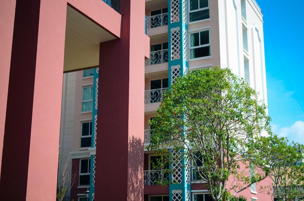 Grand Caribbean Resort Jomtian Pattaya Exterior foto