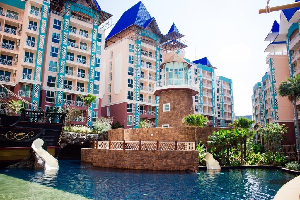 Grand Caribbean Resort Jomtian Pattaya Exterior foto